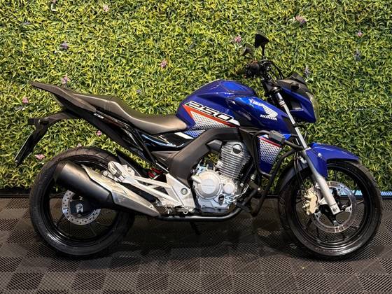 HONDA CB TWISTER HONDA CB TWISTER